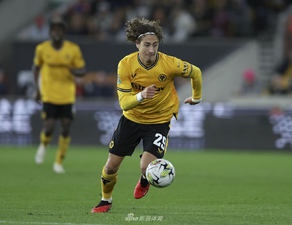 但从阵容构 但从阵容构